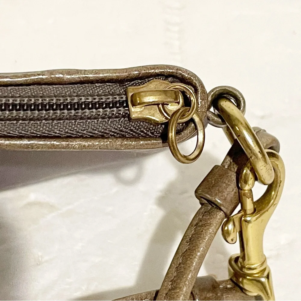 Coach G0871-42032 Gray Satin Wristlet Small‎ Bag Wallet Card Holder